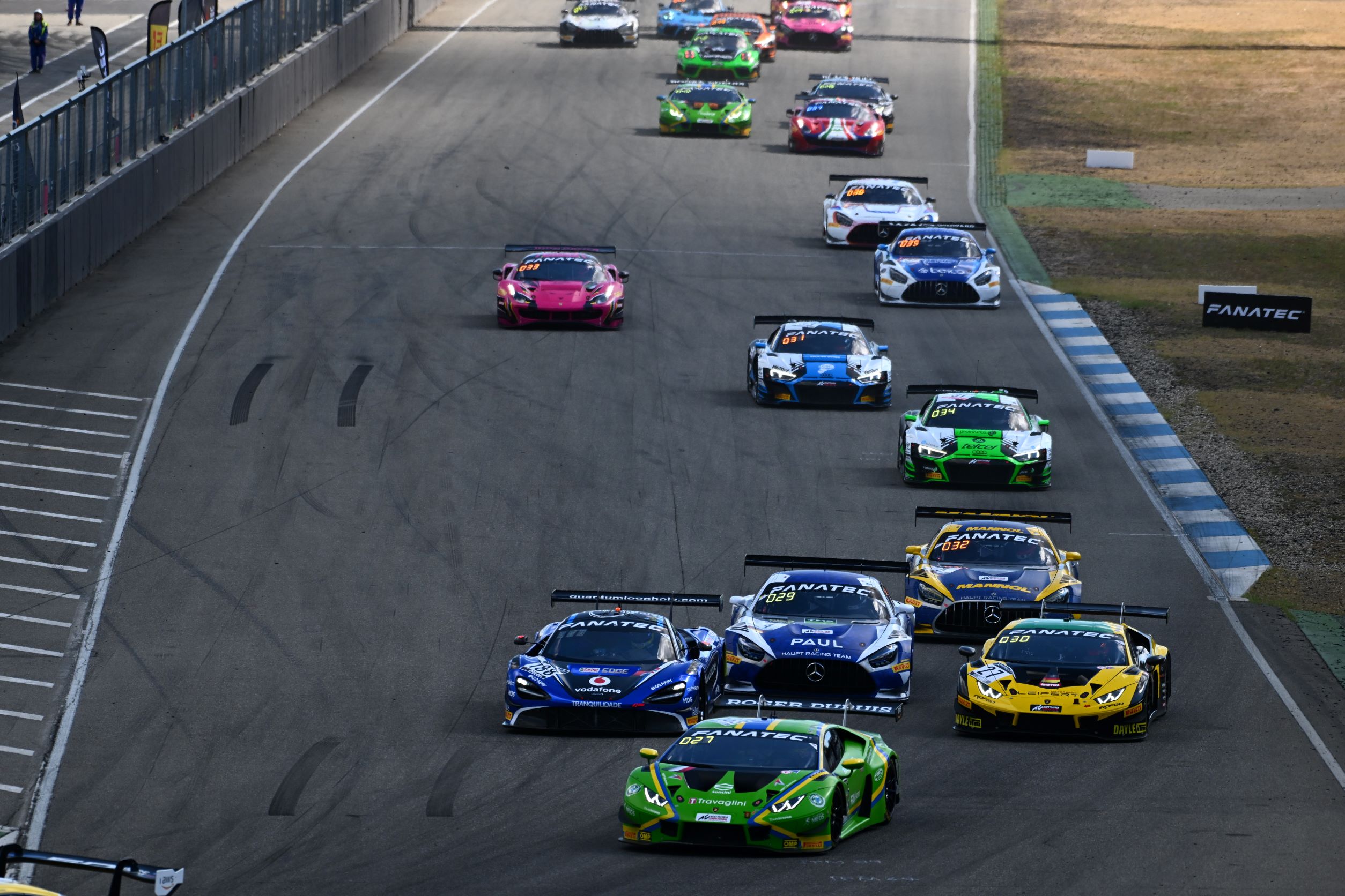 Benjamín Hites tuvo un buen debut en la pista de Hockeinheim