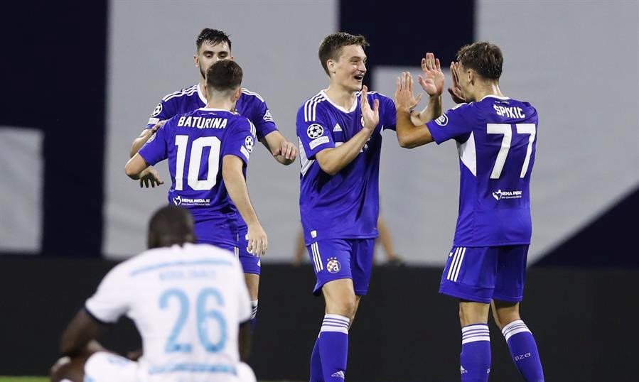 Dinamo Zagreb sorprendió con un golazo a Chelsea en el arranque de la Champions