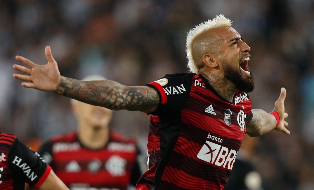 Flamengo de Arturo Vidal y Erick Pulgar quiere sellar el paso a la final ante un golpeado Vélez