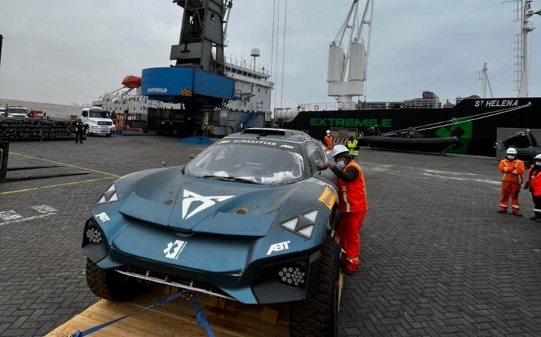 El Extreme E-Prix comenzó el desembarco de autos eléctricos todoterreno en Mejillones