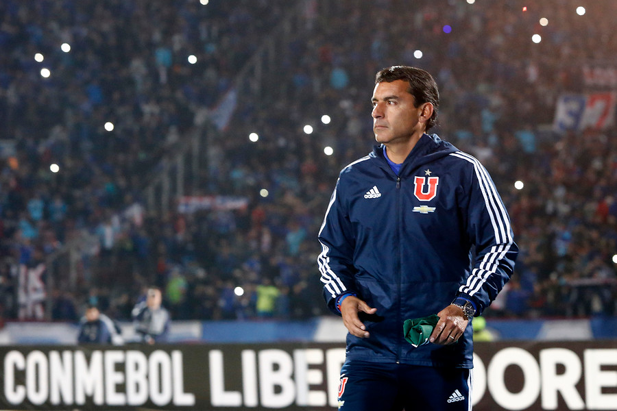 Una locura: Los 10 técnicos que pasaron por la U desde la salida de Hoyos el 2018