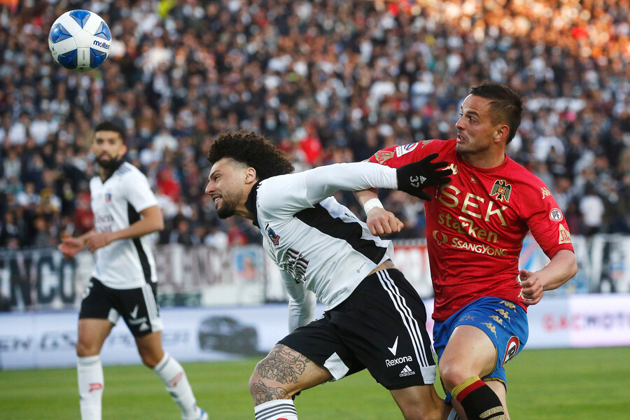 ¿Te pareció falta sobre Falcón? El penal cobrado por el VAR para Colo Colo ante Unión Española
