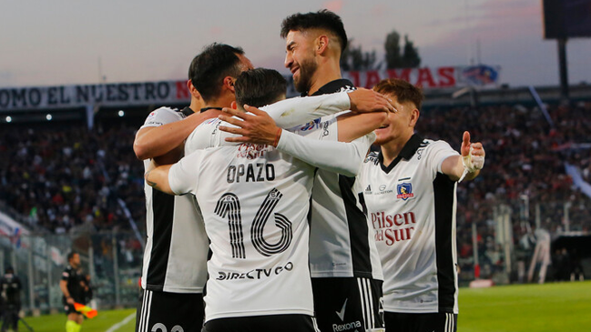 Colo Colo lavó sus heridas tras arrasar con Unión Española en el Monumental