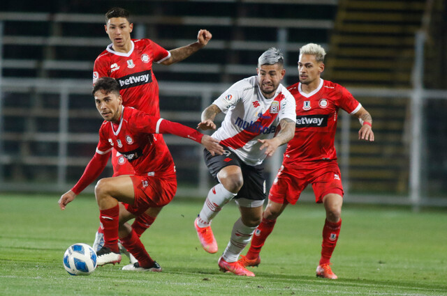 La valiosa victoria de Curicó Unido sobre Unión La Calera en La Granja