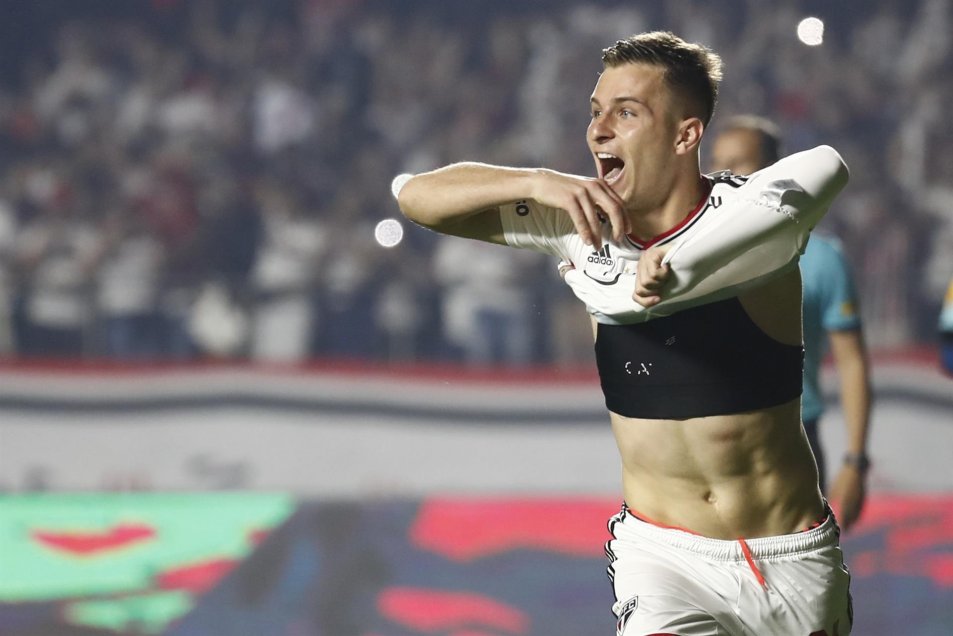 La eufórica celebración de Sao Paulo en Morumbí tras clasificar a la final de la Sudamericana