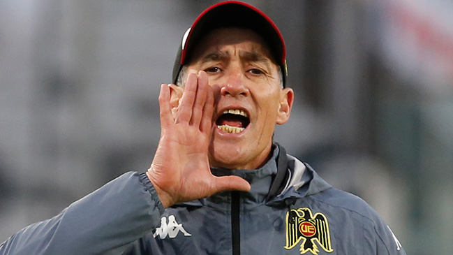 Leyenda de U. Española cargó contra dichos de Bravo tras humillante derrota con Colo Colo