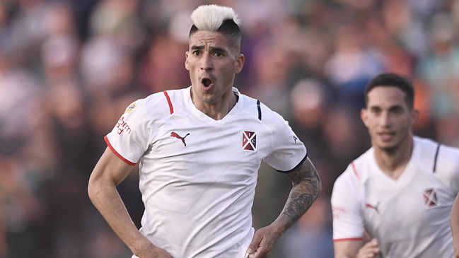 Independiente logró una remontada ante Sarmiento con doblete de Leandro Fernández