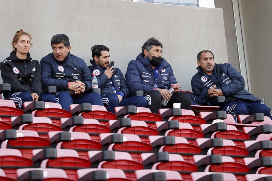 Santiago Morning doblegó a Colo Colo con una menos y clasificó a la Libertadores femenina