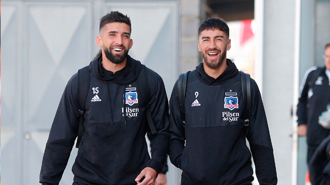 Colo Colo inició su viaje a El Salvador para enfrentar a Cobresal