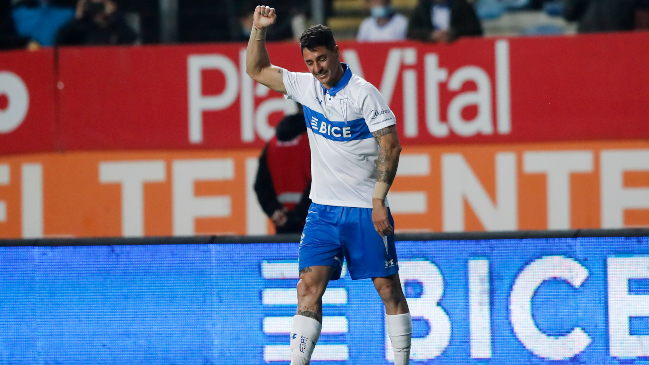 Revive la tercera victoria seguida de la UC en el Campeonato a costa de Huachipato