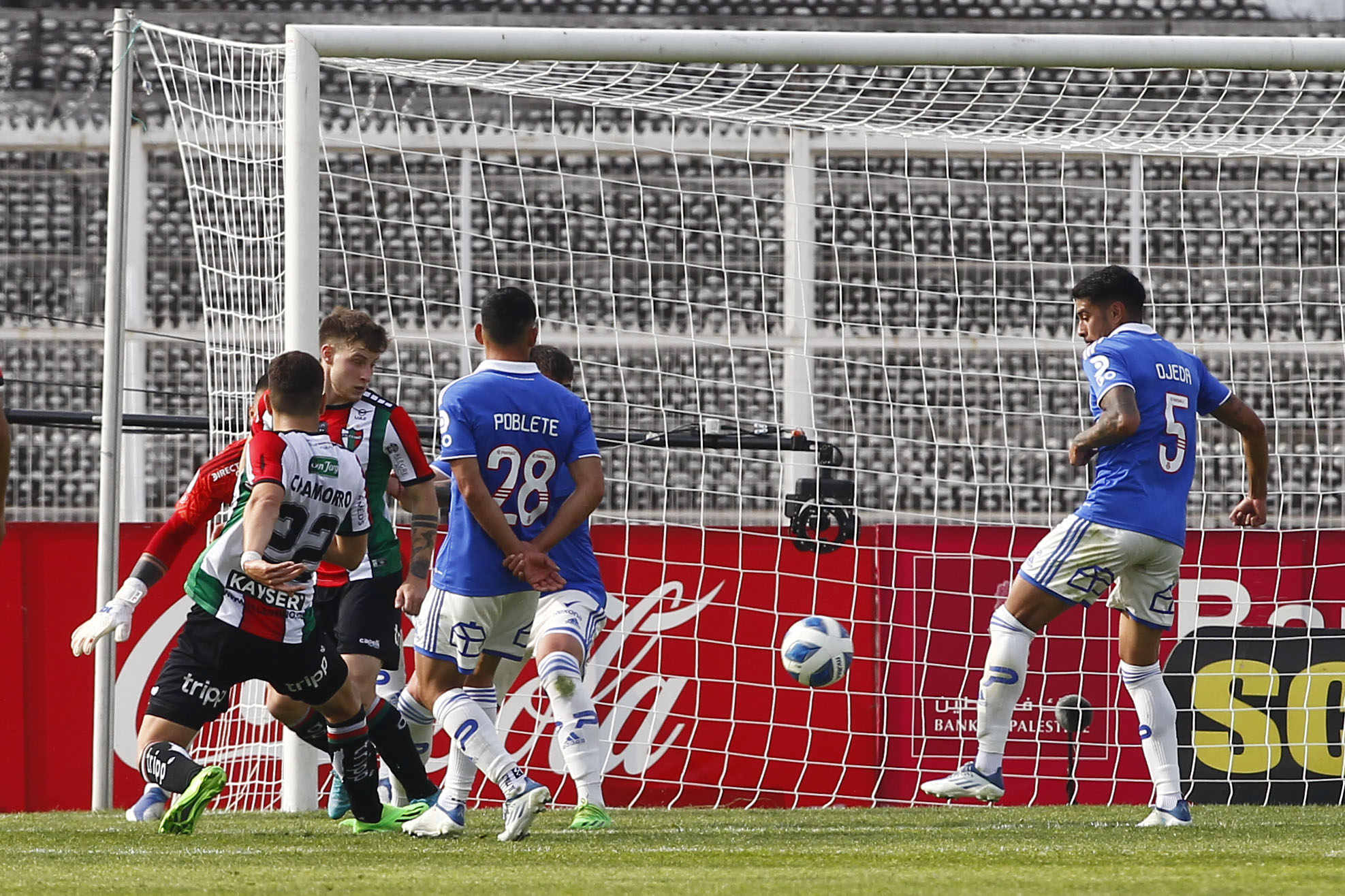 Palestino descontó ante la U con un autogol de Emmanuel Ojeda