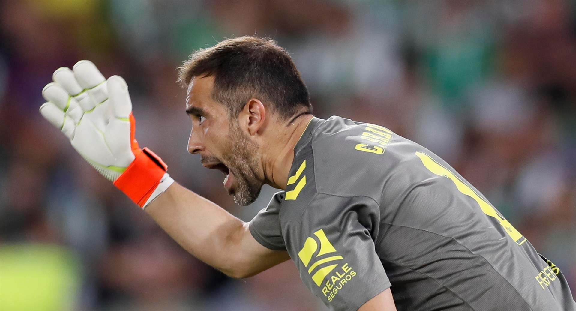 Betis de Claudio Bravo y Manuel Pellegrini sufrió para batir a Ludogorets en la Europa League