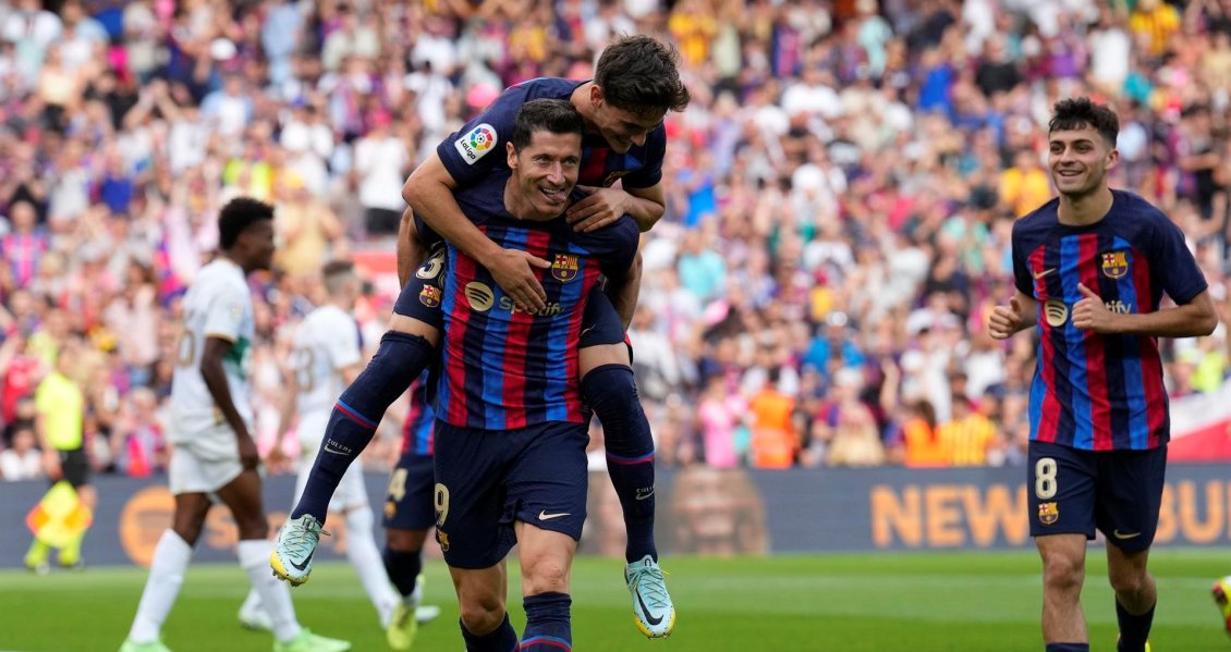 ¡Intratable! Robert Lewandowski brilló con doblete en el triunfo de Barcelona ante Elche