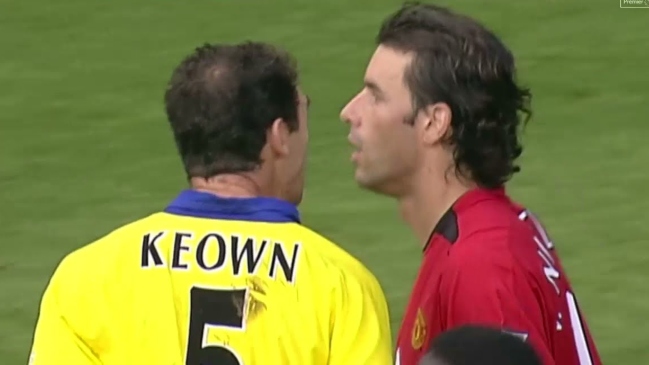 Se cumplen 19 años del grito en la cara de zaguero de Arsenal a Van Nistelrooy