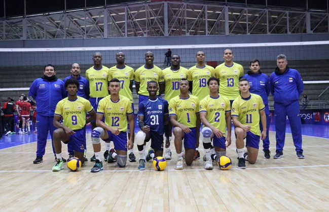 Colombia debutó en el clasificatorio de voleibol para Santiago 2023 con triunfo ante Perú