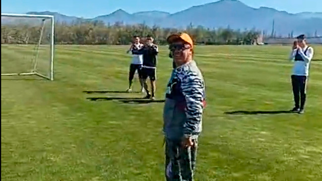 O’Higgins recibió la visita del “Loco René”: Pateó penales