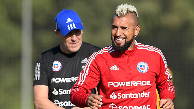 Berizzo contó qué espera de Vidal, Alexis y Medel: Deben elevar el nivel de la selección