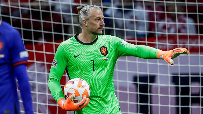 Remko Pasveer debutó con 38 años en la selección de Países Bajos
