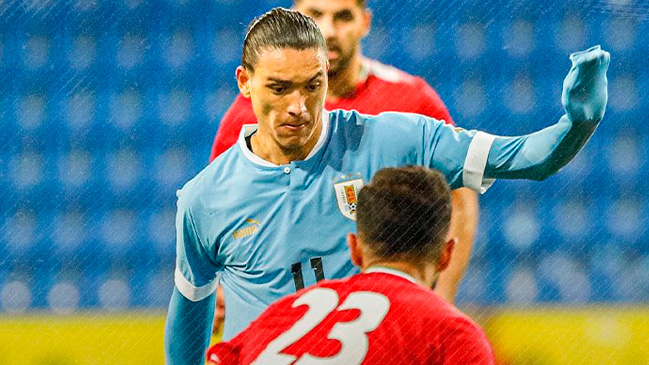 Irán amargó a Uruguay en un amistoso entre selecciones mundialistas