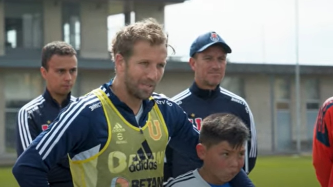 El alegre entrenamiento del plantel de la U con la series sub 8, sub 9 y sub 10