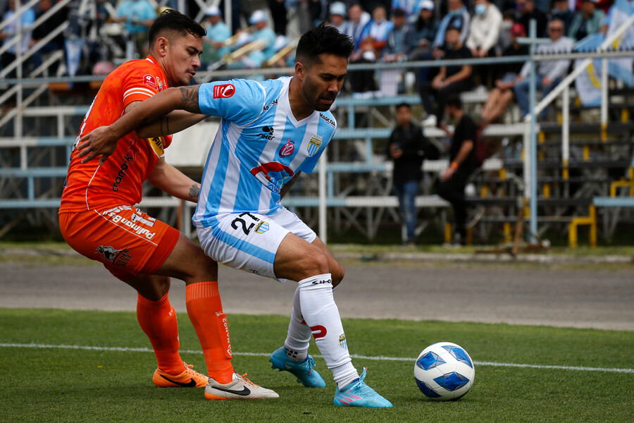 Cobreloa derribó a Unión San Felipe en Calama y le quitó la punta a Magallanes