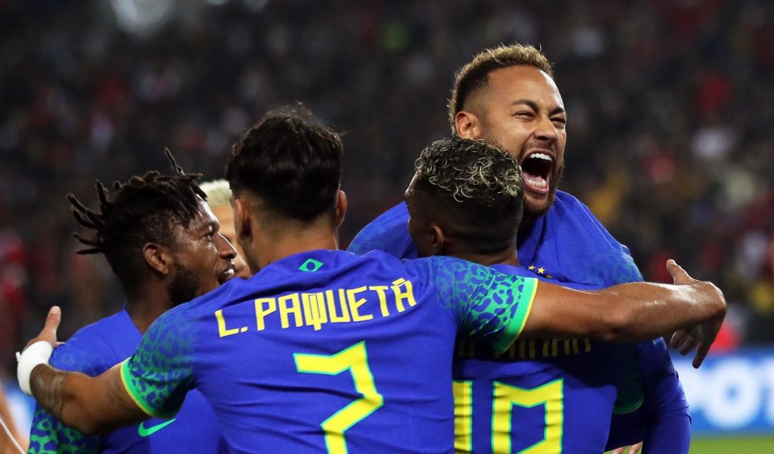 Brasil sigue firme en su ruta a Qatar tras vapulear a Túnez en el Parque de los Príncipes