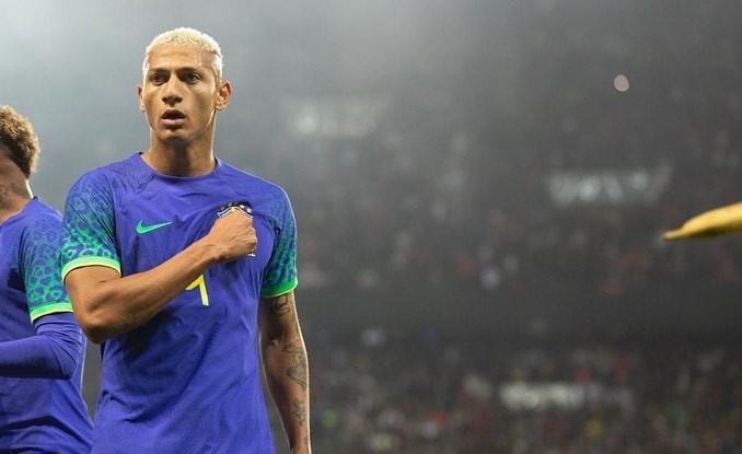 Confederación brasileña denunció acto de racismo contra Richarlison en París