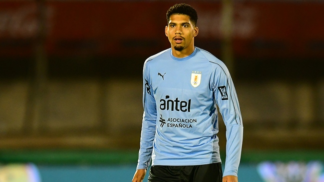 Ronald Araujo fue operado satisfactoriamente aunque sigue en duda para Qatar