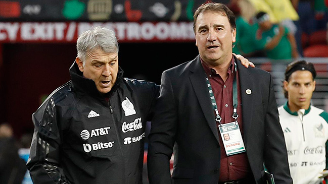 Gerardo Martino fue agredido y pifiado tras la caída de México ante Colombia