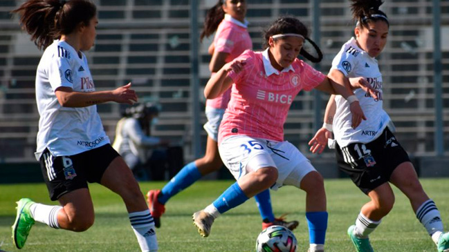 DT de U. Católica femenina no podrá participar en el partido con Colo Colo: Estoy en paro