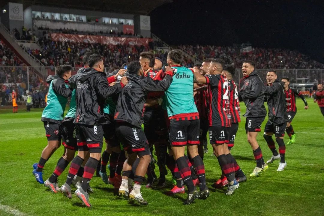 River Plate fue eliminado de la Copa Argentina tras perder en los penales ante Patronato