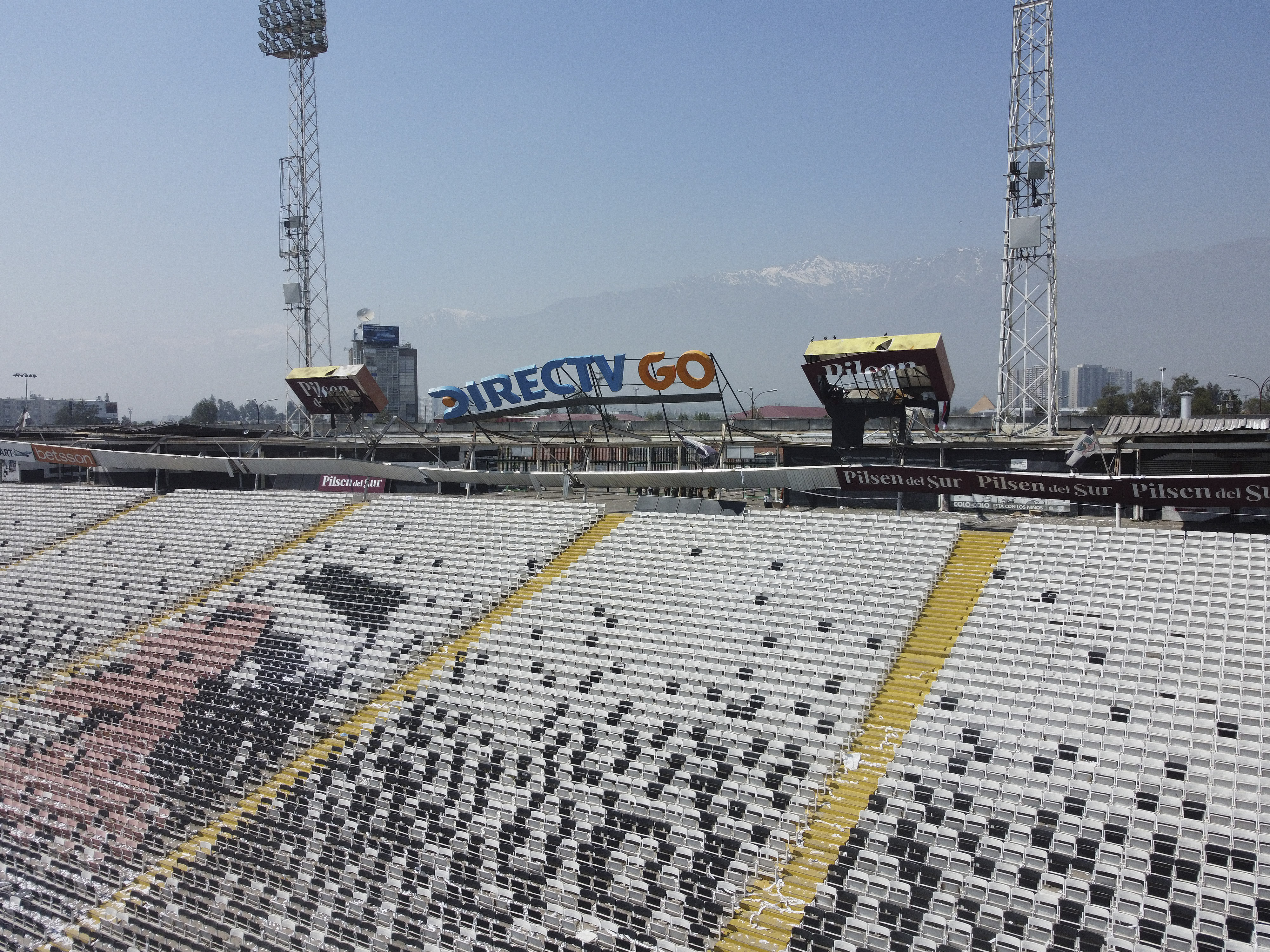 Colo Colo retirará estructura caída en el Monumental para evitar que incidente “se repita”