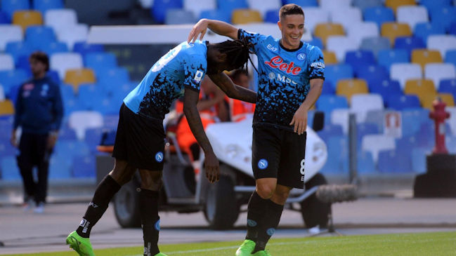 Napoli derrotó a Torino y sostuvo su invicto en el liderato de la Serie A