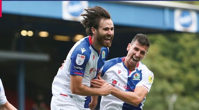 Ben Brereton anotó con una pirueta en el triunfo de Blackburn Rovers sobre Millwall