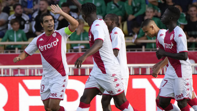 Maripán jugó su partido número 100 con Mónaco en la goleada sobre Nantes por la liga francesa