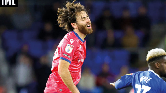 Ben Brereton fue testigo en cancha de la derrota de Blackburn a manos de Cardiff City