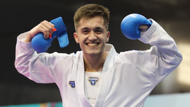 ¡Nuevo oro para el Team Chile! Matías Rodríguez se coronó en el karate de los Juegos Odesur
