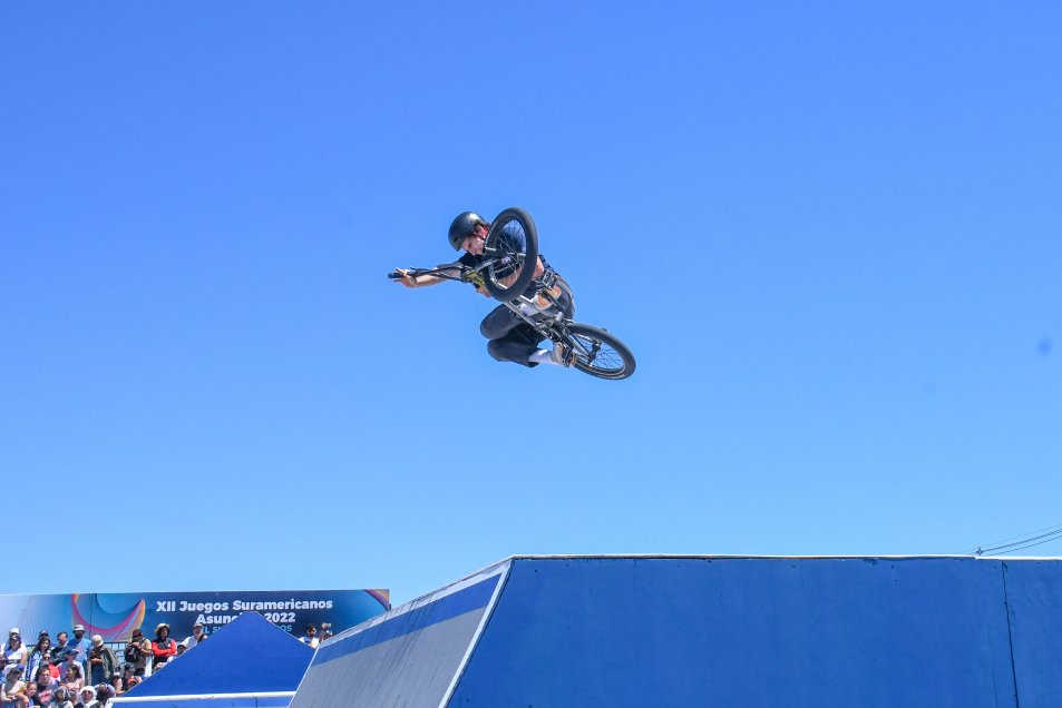 La espectacular presentación que le valió el oro a Macarena Pérez en el BMX Freestyle