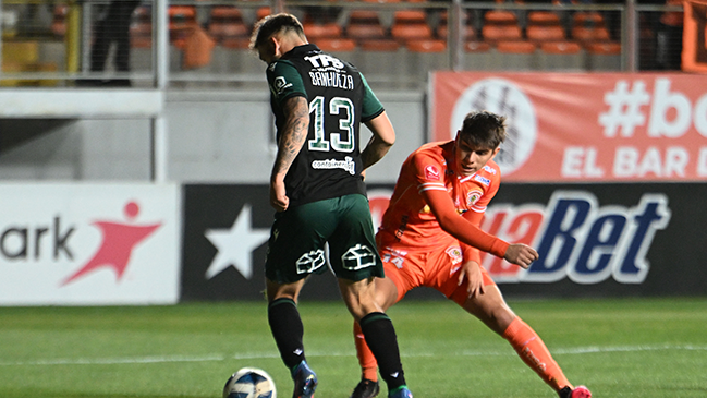 Cobreloa desafía a Santiago Wanderers en su lucha por el ascenso