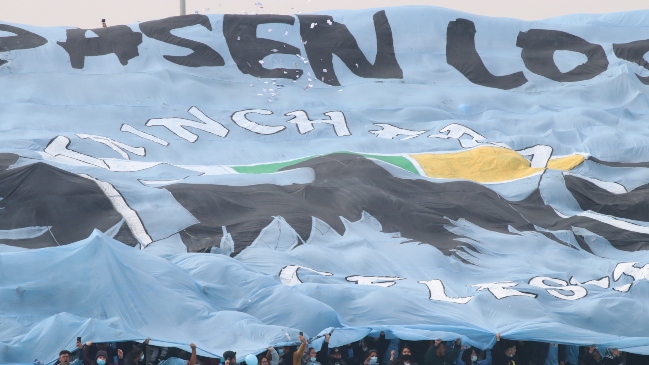 Barra de O’Higgins exigió suspensión del duelo entre la UC y la U