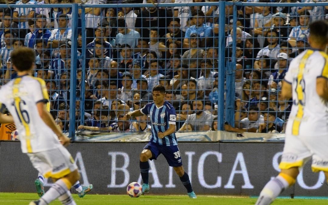 Atlético Tucumán empató con Rosario Central y se alejó de la pelea por el título en Argentina