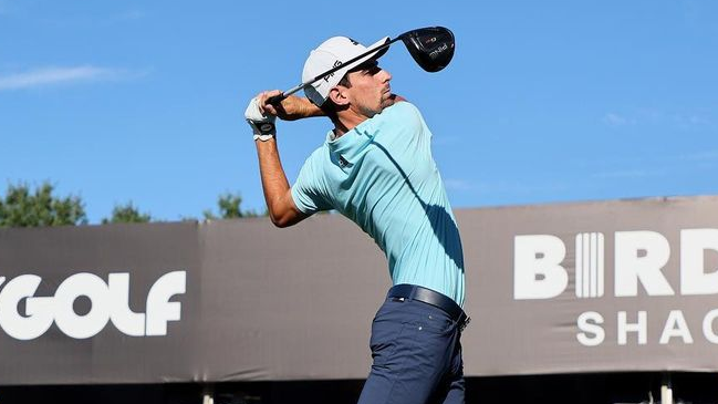 Niemann remontó sobre el final para quedar cerca del top 10 en el inicio del Invitational Jeddah