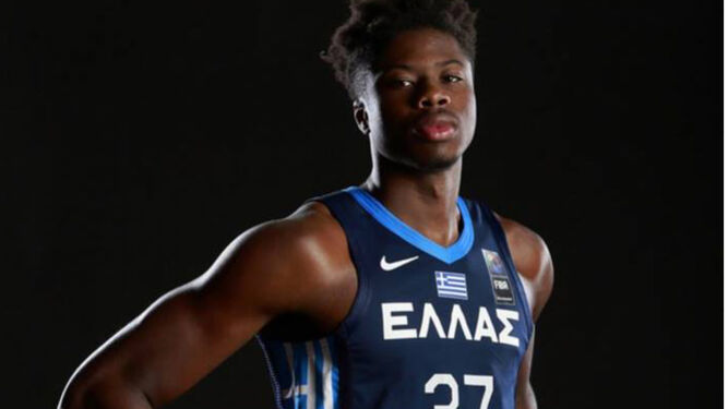 Chicago Bulls fichó a Kostas Antetokounmpo, hermano menor de Giannis