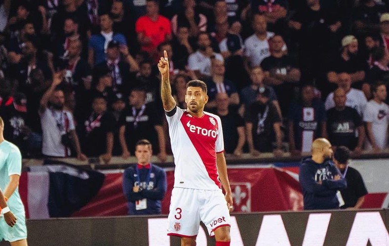 Guillermo Maripán retornó a la titularidad en empate de Mónaco ante Clermont