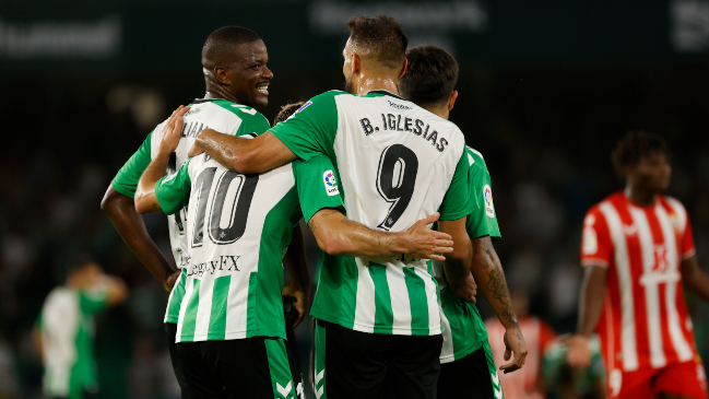 Betis de Pellegrini batió a Almería y sigue metido con propiedad en la parte alta en España