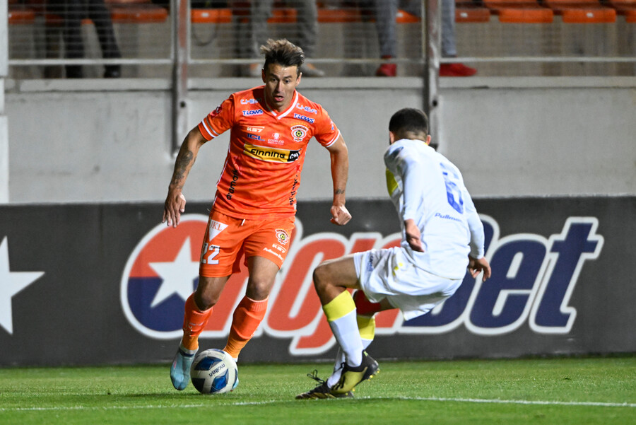 Roberto Gutiérrez se fracturó y será baja en decisiva recta final de la temporada para Cobreloa
