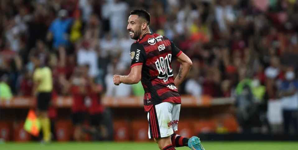 Mauricio Isla también se coronó campeón tras la victoria de Flamengo en la Copa de Brasil