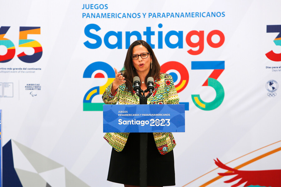 Ministra Benado: El fútbol vive un momento complejo, por la violencia y los problemas de gestión