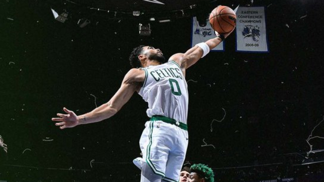 Boston Celtics logró su tercera victoria de la temporada a costa de Orlando Magic