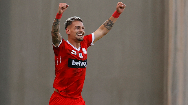 Matías Cavalleri aumentó la ventaja de U. La Calera sobre U. Católica